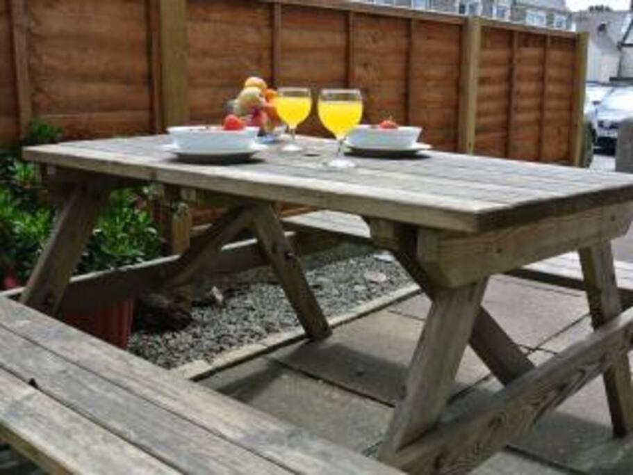 Juno - Apartment In The Heart Of Newquay 뉴키 외부 사진